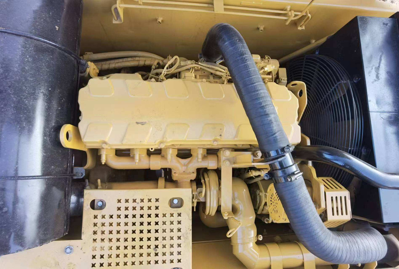 Used construction machinery 30Tons excavator Used CAT Excavator CAT 330C CAT 330CL - Escavadora de rastos: foto 4 Used construction machinery 30Tons excavator Used CAT Excavator CAT 330C CAT 330CL - Escavadora de rastos: foto 4