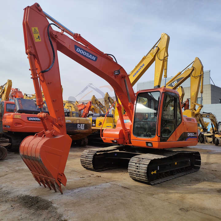 Used excavator doosan dh150 excavators machinery doosan dx60 dx80 dx75 dx225 Good Condition Low price - Escavadora de rastos: foto 1 Used excavator doosan dh150 excavators machinery doosan dx60 dx80 dx75 dx225 Good Condition Low price - Escavadora de rastos: foto 1