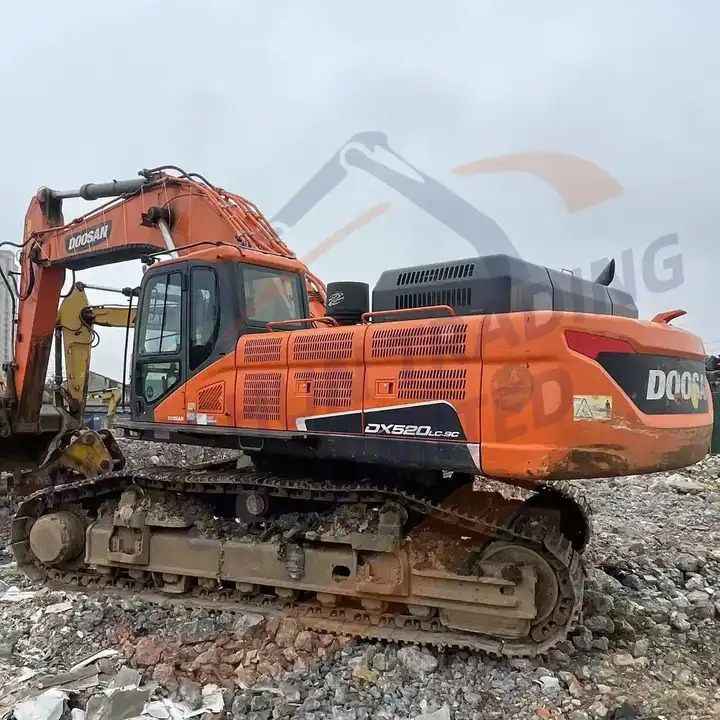 New arrival Used Doosan excavator DX520LC-9C in good condition for sale in good condition - Escavadora de rastos: foto 1 New arrival Used Doosan excavator DX520LC-9C in good condition for sale in good condition - Escavadora de rastos: foto 1