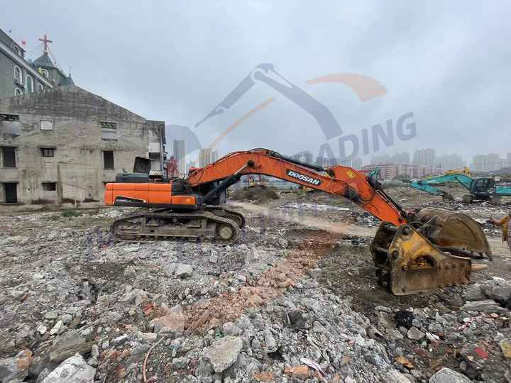 Perfect performance Used Doosan excavator DX520LC-9C in good condition for sale - Escavadora de rastos: foto 5 Perfect performance Used Doosan excavator DX520LC-9C in good condition for sale - Escavadora de rastos: foto 5