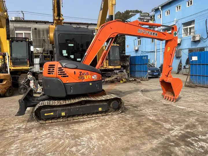 Used Excavator Hitachi Zaxis55ur good quality made in japan Hitachi ZX55ur crawler excavator - Escavadora de rastos: foto 3 Used Excavator Hitachi Zaxis55ur good quality made in japan Hitachi ZX55ur crawler excavator - Escavadora de rastos: foto 3