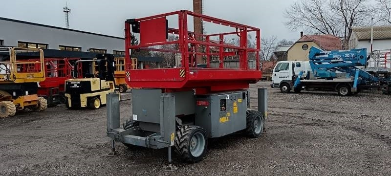 Genie GS-2669RT - 10 m, 4x4, diesel - Plataforma de Tijera/ Plataforma de tesoura: foto 3 Genie GS-2669RT - 10 m, 4x4, diesel - Plataforma de Tijera/ Plataforma de tesoura: foto 3