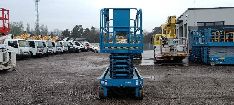Genie GS4047 - 13,7m - electric - Plataforma de Tijera/ Plataforma de tesoura: foto 3 Genie GS4047 - 13,7m - electric - Plataforma de Tijera/ Plataforma de tesoura: foto 3