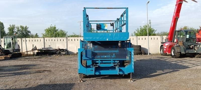 Genie GS4390 - 15,11m, diesel, 4x4 - Plataforma de Tijera/ Plataforma de tesoura: foto 3 Genie GS4390 - 15,11m, diesel, 4x4 - Plataforma de Tijera/ Plataforma de tesoura: foto 3