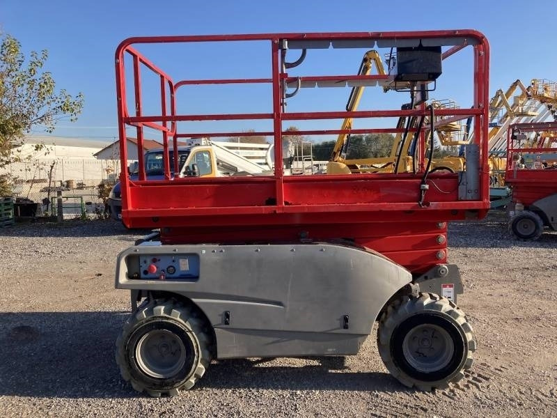 Haulotte Compact 10 RTE - 4x4, 10m, electric - *NEW BATTERY - Plataforma de Tijera/ Plataforma de tesoura: foto 5 Haulotte Compact 10 RTE - 4x4, 10m, electric - *NEW BATTERY - Plataforma de Tijera/ Plataforma de tesoura: foto 5