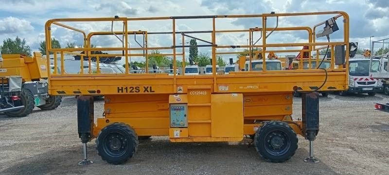 Haulotte H12SXLNT - 12m, 4x4, diesel - Plataforma de Tijera/ Plataforma de tesoura: foto 4 Haulotte H12SXLNT - 12m, 4x4, diesel - Plataforma de Tijera/ Plataforma de tesoura: foto 4