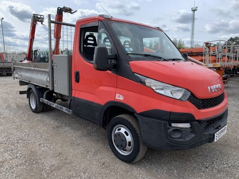 Iveco 35C13 - Tipper - Camião basculante: foto 2 Iveco 35C13 - Tipper - Camião basculante: foto 2