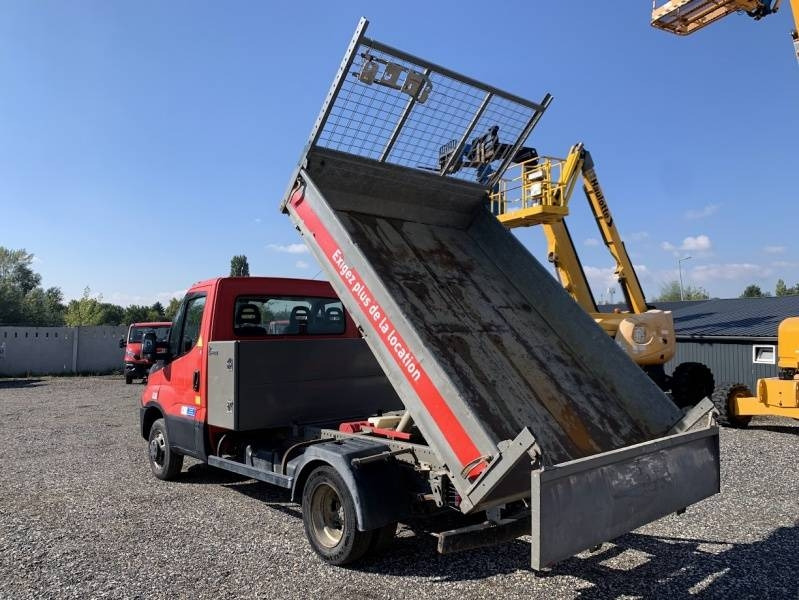 Iveco 35C13 - Tipper  - Camião basculante: foto 1 Iveco 35C13 - Tipper  - Camião basculante: foto 1