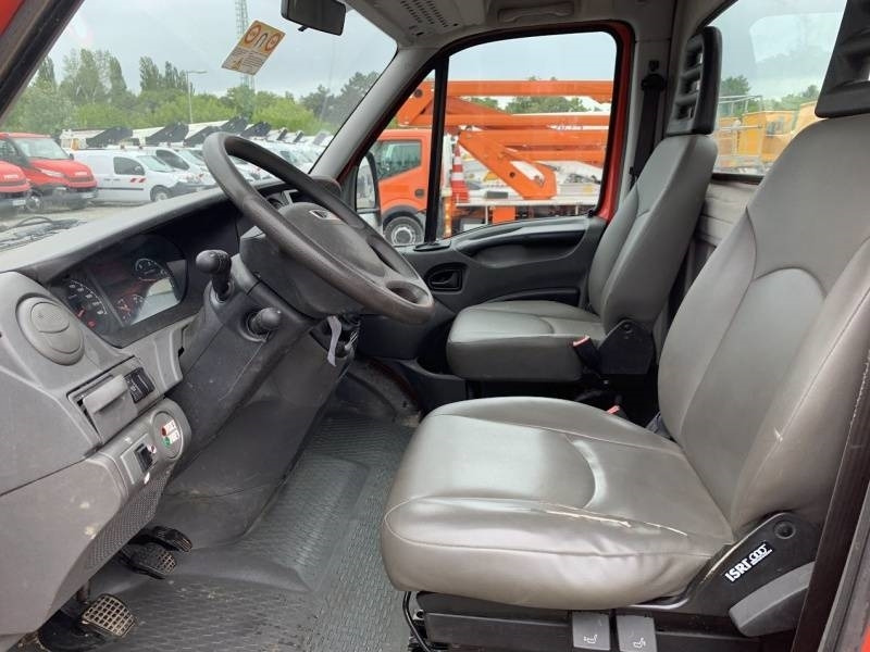 Caminhão com plataforma aérea Iveco Daily GSR E179T - 17,1m - 200 kg: foto 11