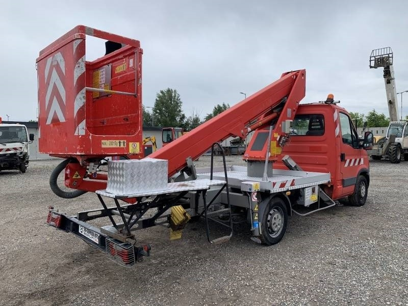 Caminhão com plataforma aérea Iveco Daily GSR E179T - 17,1m - 200 kg: foto 6