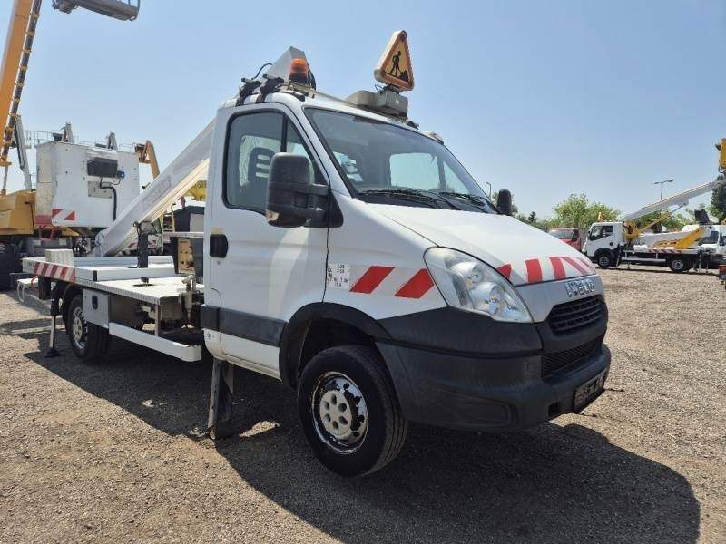 Iveco Daily Multitel 160 ALU DS - 16m - *NEW PUMP + PTO* - Caminhão com plataforma aérea: foto 1 Iveco Daily Multitel 160 ALU DS - 16m - *NEW PUMP + PTO* - Caminhão com plataforma aérea: foto 1
