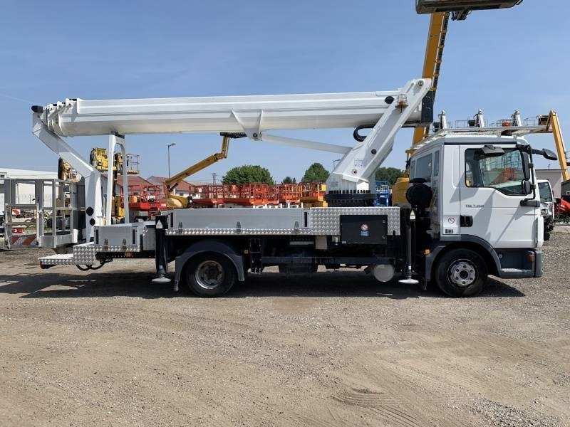 MAN TGL 7.150 RuthmannSteiger T330 - 33m - 320 kg - Caminhão com plataforma aérea: foto 4 MAN TGL 7.150 RuthmannSteiger T330 - 33m - 320 kg - Caminhão com plataforma aérea: foto 4