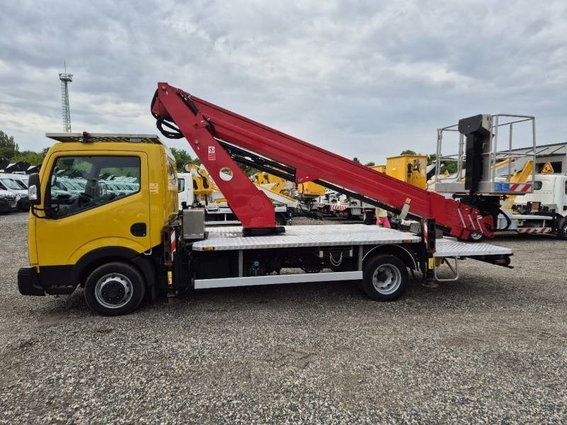 Nissan Cabstar Oil&Steel Scorpion 2313 - 22,6 m, 250 kg - Caminhão com plataforma aérea: foto 5 Nissan Cabstar Oil&Steel Scorpion 2313 - 22,6 m, 250 kg - Caminhão com plataforma aérea: foto 5