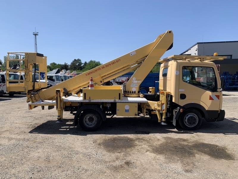 Nissan Cabstar Ruthmann-Steiger TB220 - 22,1m - 200 kg - Caminhão com plataforma aérea: foto 4 Nissan Cabstar Ruthmann-Steiger TB220 - 22,1m - 200 kg - Caminhão com plataforma aérea: foto 4