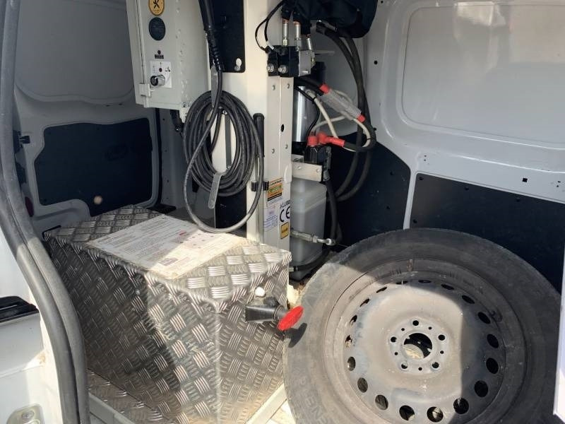 Caminhão com plataforma aérea Renault Kangoo Maxi Klubb K20 - 10 m, 120 kg: foto 15