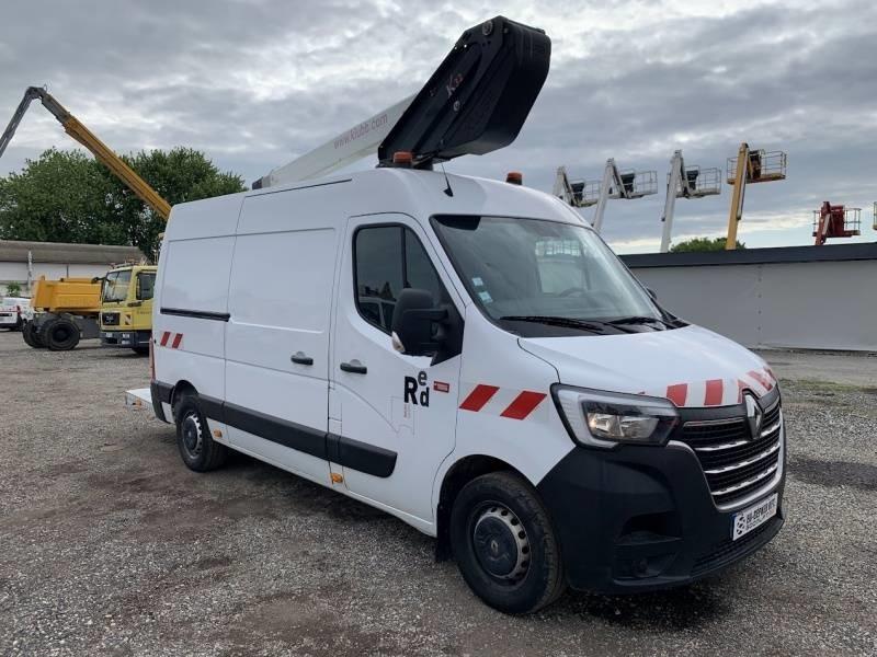 Renault Master Klubb K32 - 12,5 m, 120 kg - Caminhão com plataforma aérea: foto 1 Renault Master Klubb K32 - 12,5 m, 120 kg - Caminhão com plataforma aérea: foto 1
