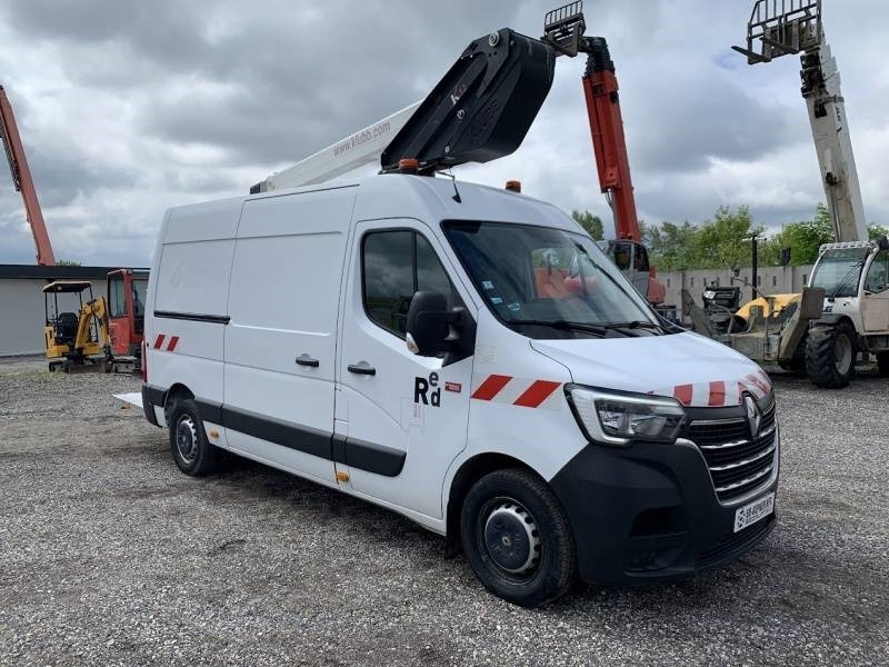 Renault Master Klubb K32 - 12,5 m, 120 kg - Caminhão com plataforma aérea: foto 1 Renault Master Klubb K32 - 12,5 m, 120 kg - Caminhão com plataforma aérea: foto 1