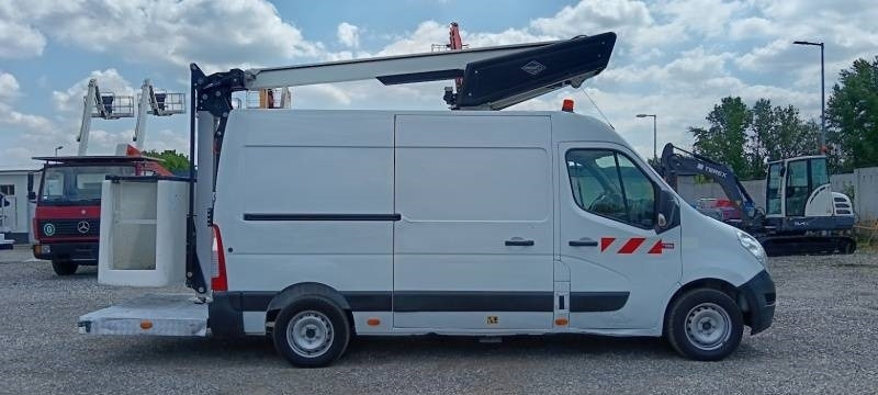 Renault Master Versalift ET 38 LF - 14,2 m - 200kg - Caminhão com plataforma aérea: foto 4 Renault Master Versalift ET 38 LF - 14,2 m - 200kg - Caminhão com plataforma aérea: foto 4