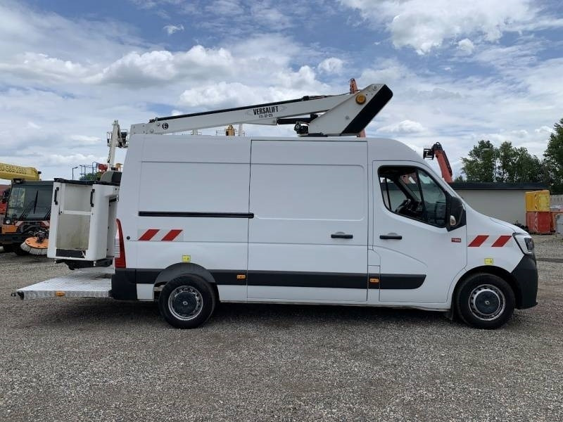 Renault Master Versalift ETL-32-125 - 12,5 m - 120kg - Caminhão com plataforma aérea: foto 4 Renault Master Versalift ETL-32-125 - 12,5 m - 120kg - Caminhão com plataforma aérea: foto 4