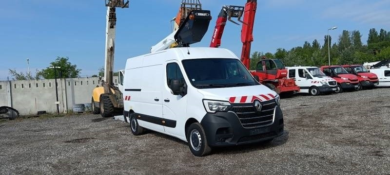 Renault Master Versalift VTL135 EVO - 13,3 m - 120kg - Caminhão com plataforma aérea: foto 1 Renault Master Versalift VTL135 EVO - 13,3 m - 120kg - Caminhão com plataforma aérea: foto 1