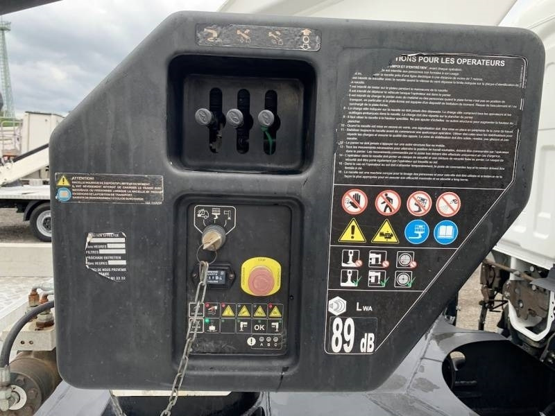 Caminhão com plataforma aérea Renault Maxity ISOLI VT60NE - 20m, 250kg: foto 12