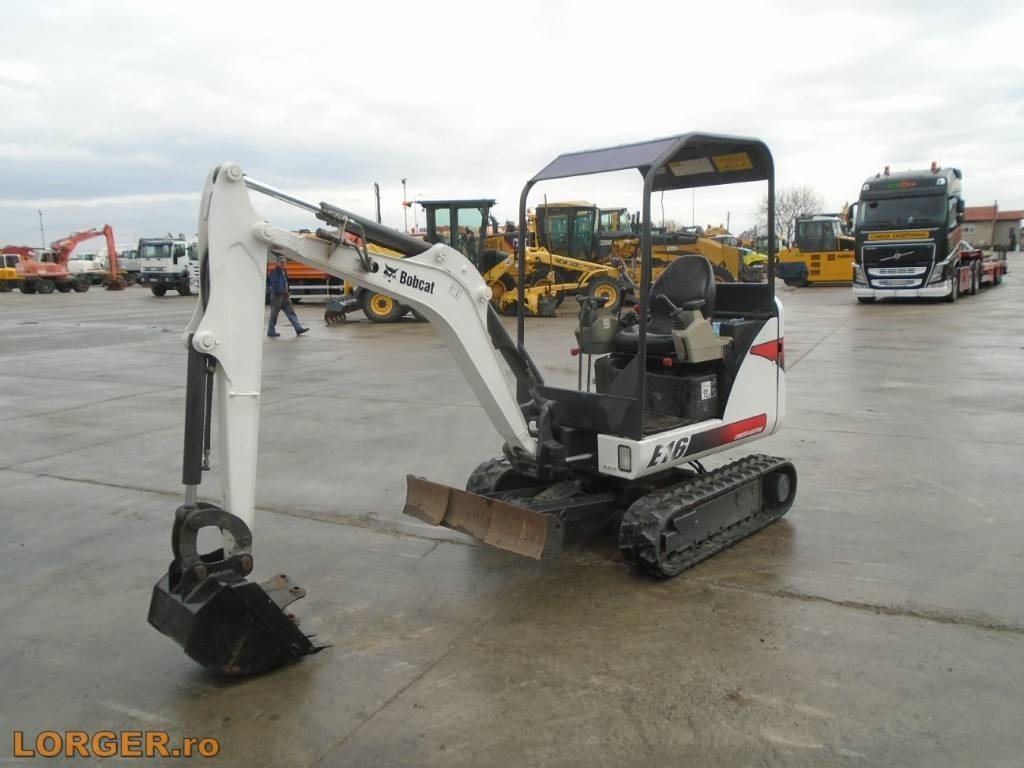 Bobcat E 16 - Mini escavadeira: foto 1 Bobcat E 16 - Mini escavadeira: foto 1