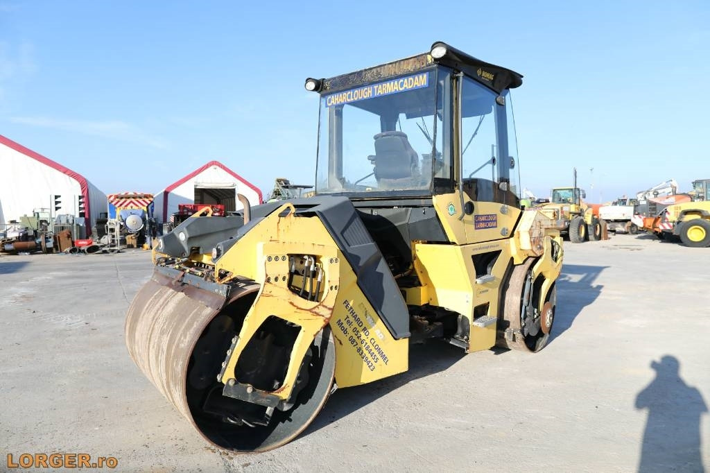 Bomag BW 154 AD-5 - Compactador de asfalto: foto 3 Bomag BW 154 AD-5 - Compactador de asfalto: foto 3