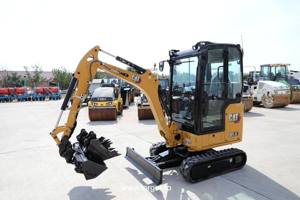 CAT 301.6, New Unused - Mini escavadeira: foto 1 CAT 301.6, New Unused - Mini escavadeira: foto 1