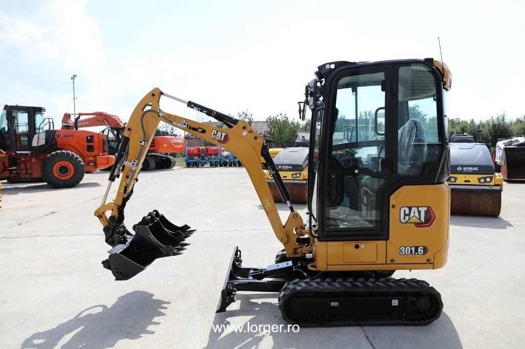 CAT 301.6, New Unused - Mini escavadeira: foto 2 CAT 301.6, New Unused - Mini escavadeira: foto 2