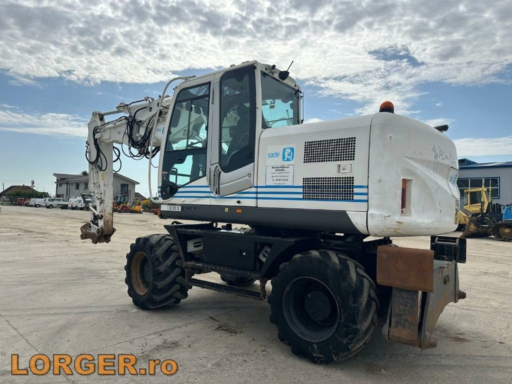 Hitachi ZX 140 W-3 - Escavadeira de rodas: foto 5 Hitachi ZX 140 W-3 - Escavadeira de rodas: foto 5