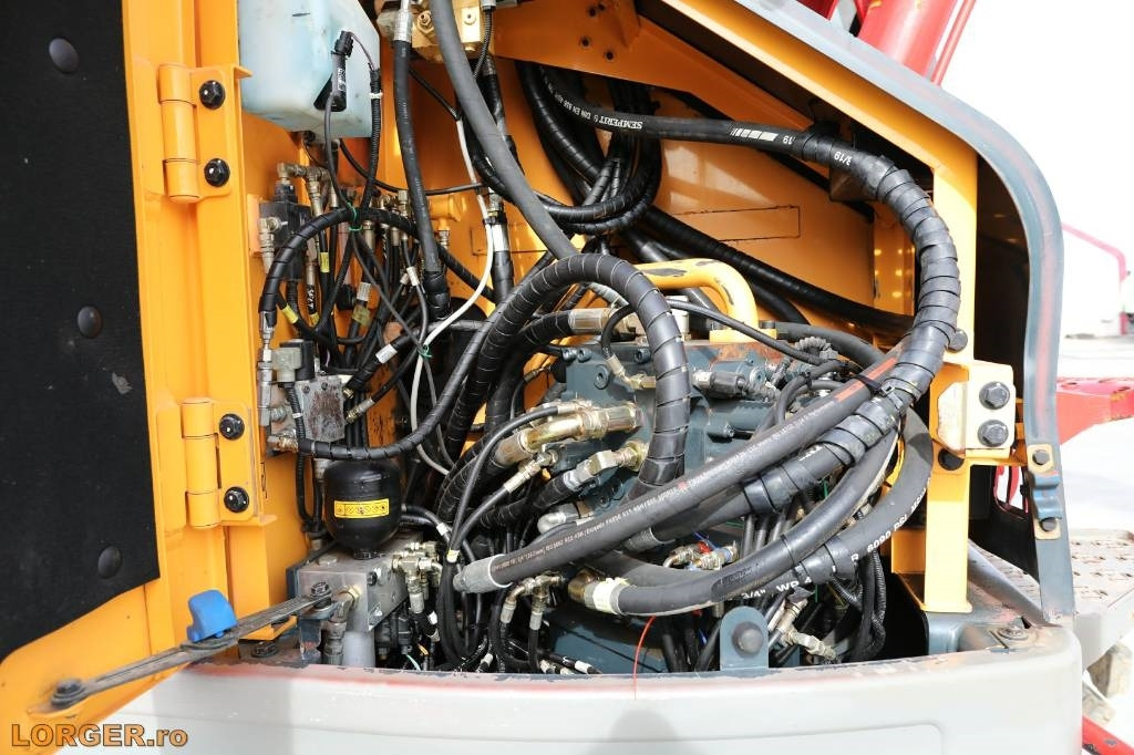 Escavadora de rastos Hyundai Robex 145 LCR: foto 9