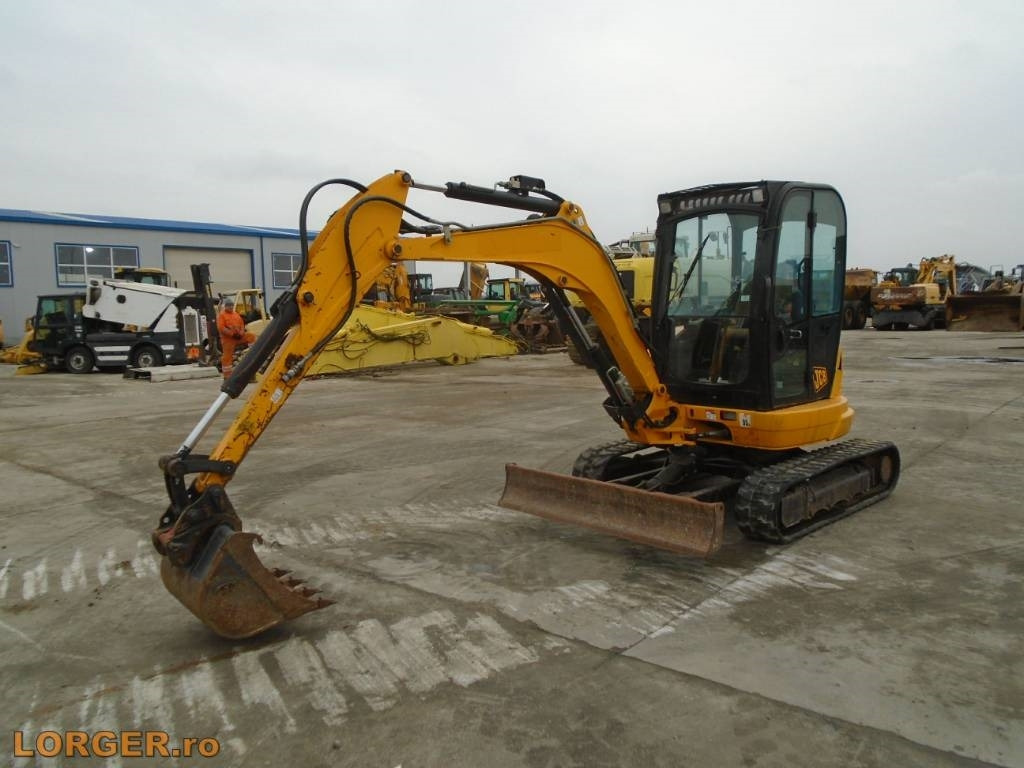 JCB 8035 ZTS - Mini escavadeira: foto 1 JCB 8035 ZTS - Mini escavadeira: foto 1
