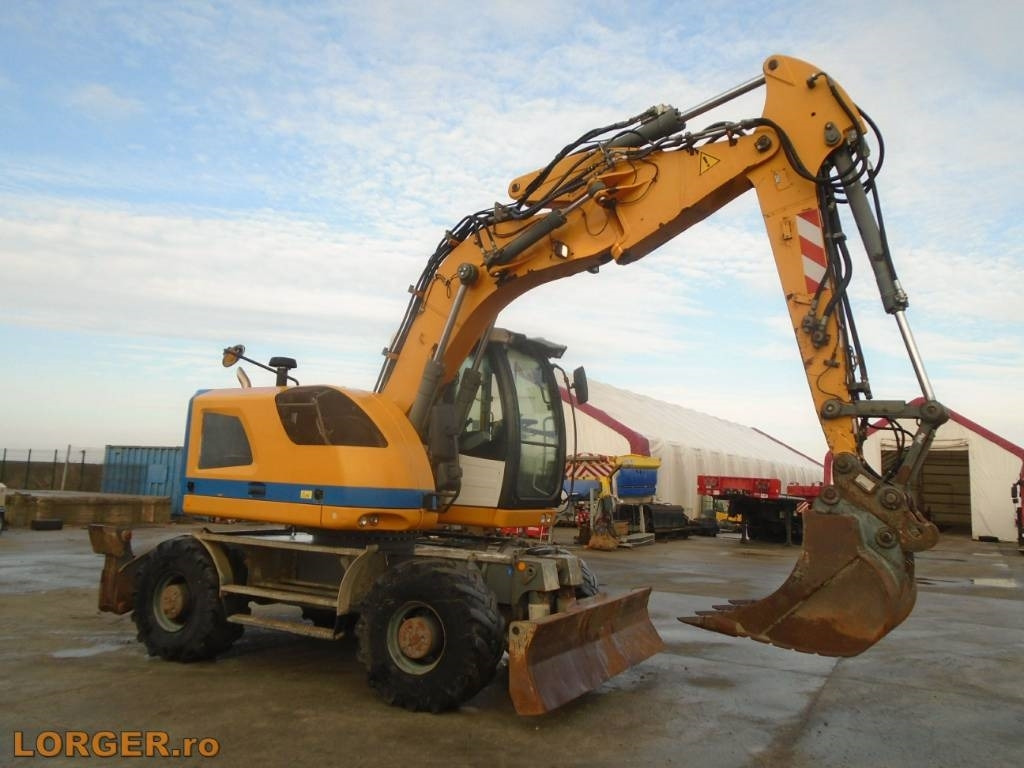 Liebherr A 914 Compact - Escavadeira de rodas: foto 4 Liebherr A 914 Compact - Escavadeira de rodas: foto 4