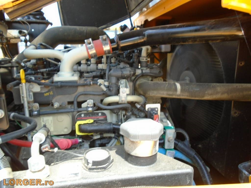 Tombador Thwaites MACH 866: foto 8