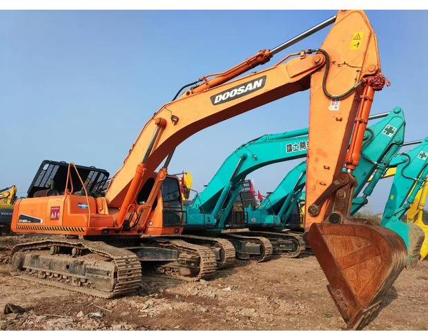 2021 Doosan DX420LC-9C - Escavadora de rastos: foto 3 2021 Doosan DX420LC-9C - Escavadora de rastos: foto 3