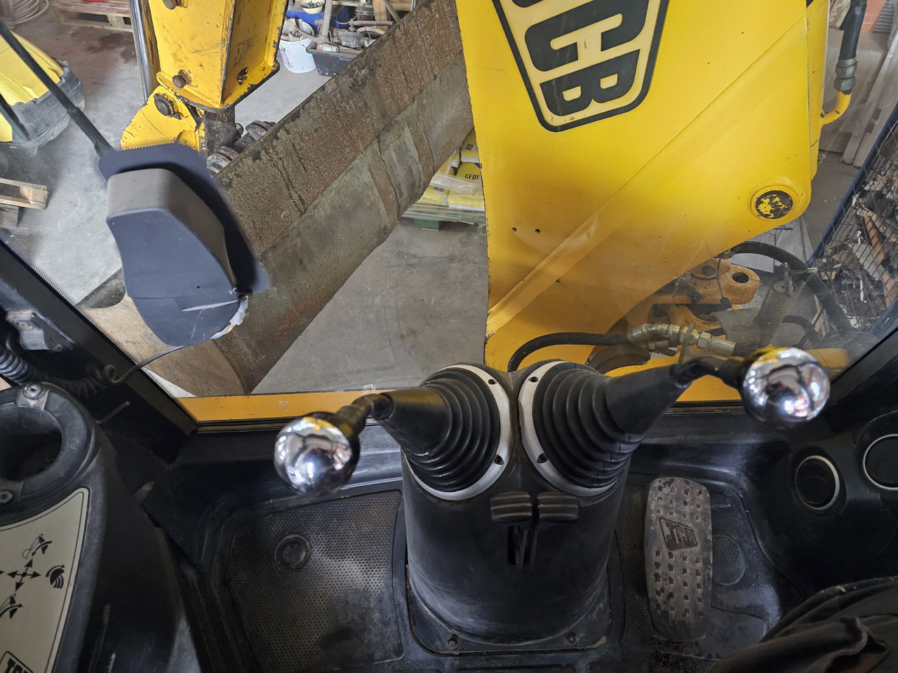 JCB 4CX - Retroescavadeira: foto 2 JCB 4CX - Retroescavadeira: foto 2