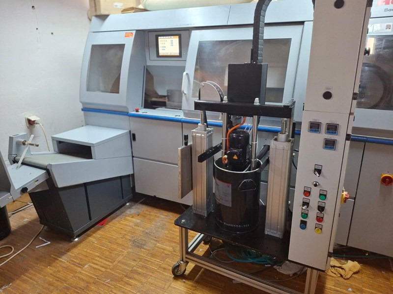 Horizon BQ-470 | 2009 | 800.000 - Encadernadora: foto 1 Horizon BQ-470 | 2009 | 800.000 - Encadernadora: foto 1