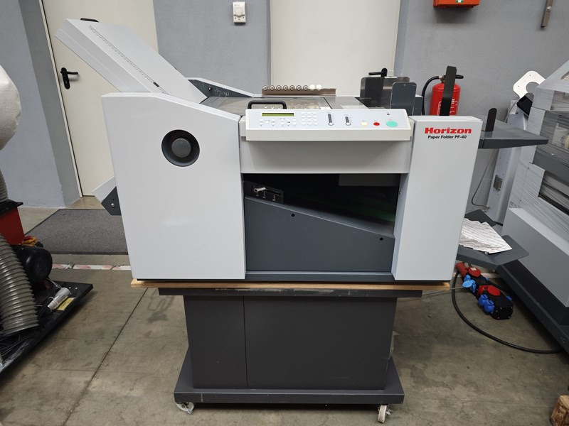 Horizon PF-40 | 2014 - Máquina de dobrar papel: foto 1 Horizon PF-40 | 2014 - Máquina de dobrar papel: foto 1