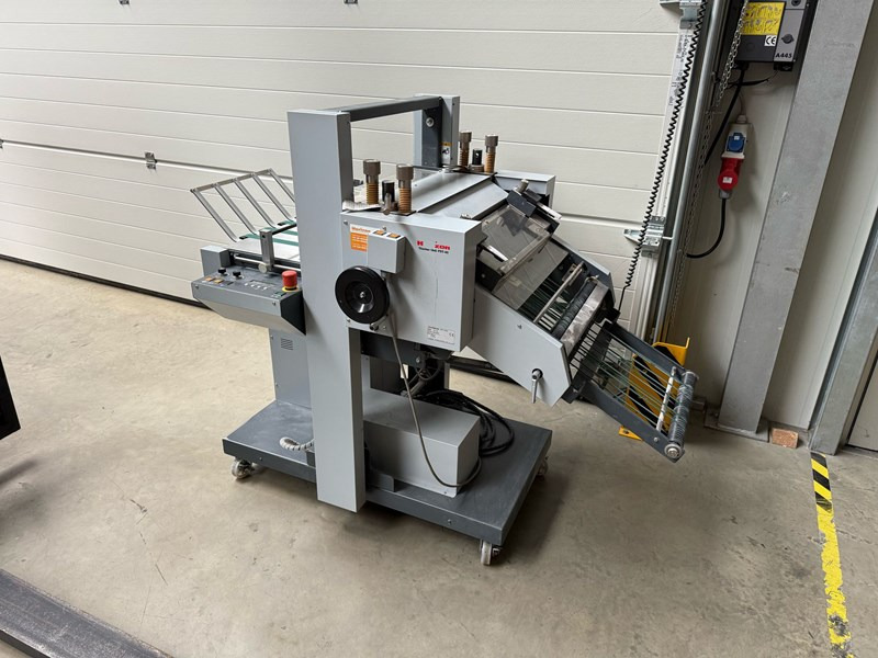 Horizon PST-40 - Máquina de dobrar papel: foto 3 Horizon PST-40 - Máquina de dobrar papel: foto 3