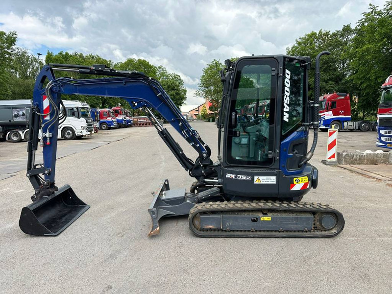 Doosan DX 35 Z - Mini escavadeira: foto 1 Doosan DX 35 Z - Mini escavadeira: foto 1