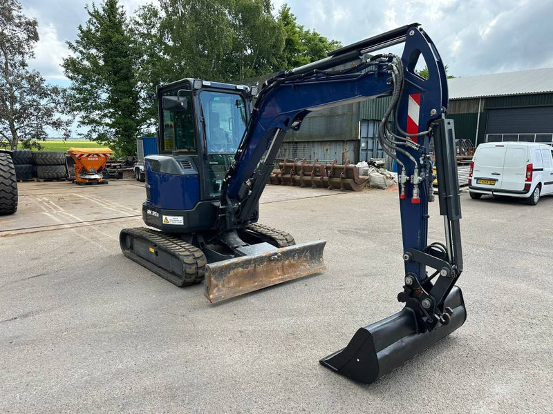 Doosan DX 35 Z - Like new! - Mini escavadeira: foto 4 Doosan DX 35 Z - Like new! - Mini escavadeira: foto 4