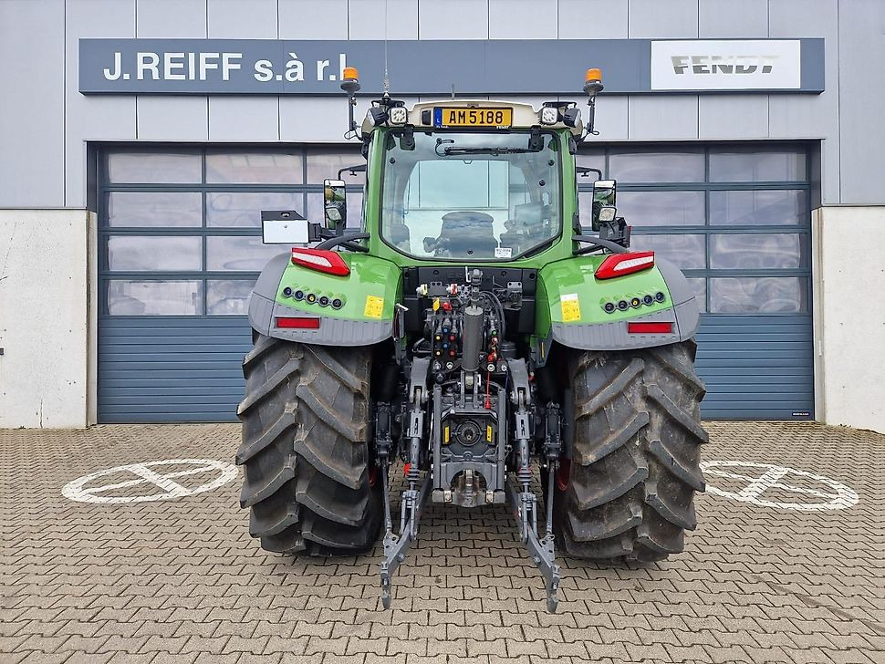 J.Reiff Sarl
Herr Stefan Neukirch - 77 Z.I in den - Trator: foto 2 J.Reiff Sarl
Herr Stefan Neukirch - 77 Z.I in den - Trator: foto 2