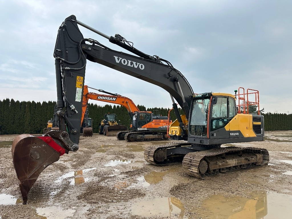 Volvo EC 220 EL - Escavadora de rastos: foto 1 Volvo EC 220 EL - Escavadora de rastos: foto 1