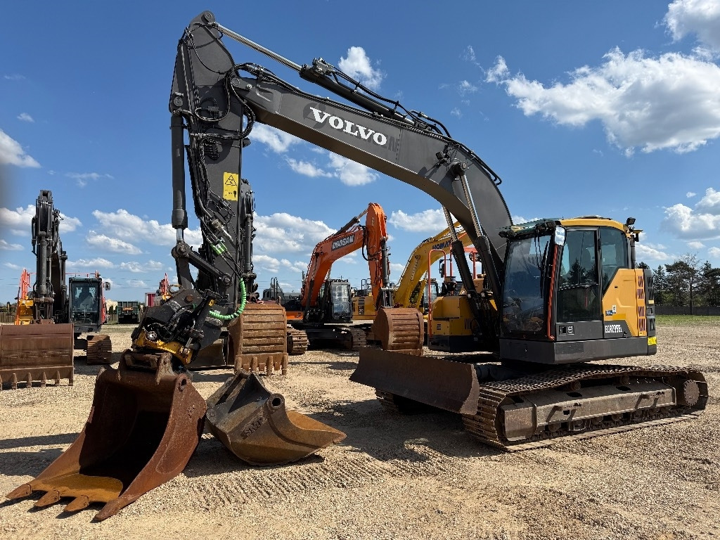 Volvo ECR 235 EL - Escavadora de rastos: foto 1 Volvo ECR 235 EL - Escavadora de rastos: foto 1