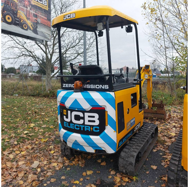 JCB 19 C-IE - Mini escavadeira: foto 2 JCB 19 C-IE - Mini escavadeira: foto 2