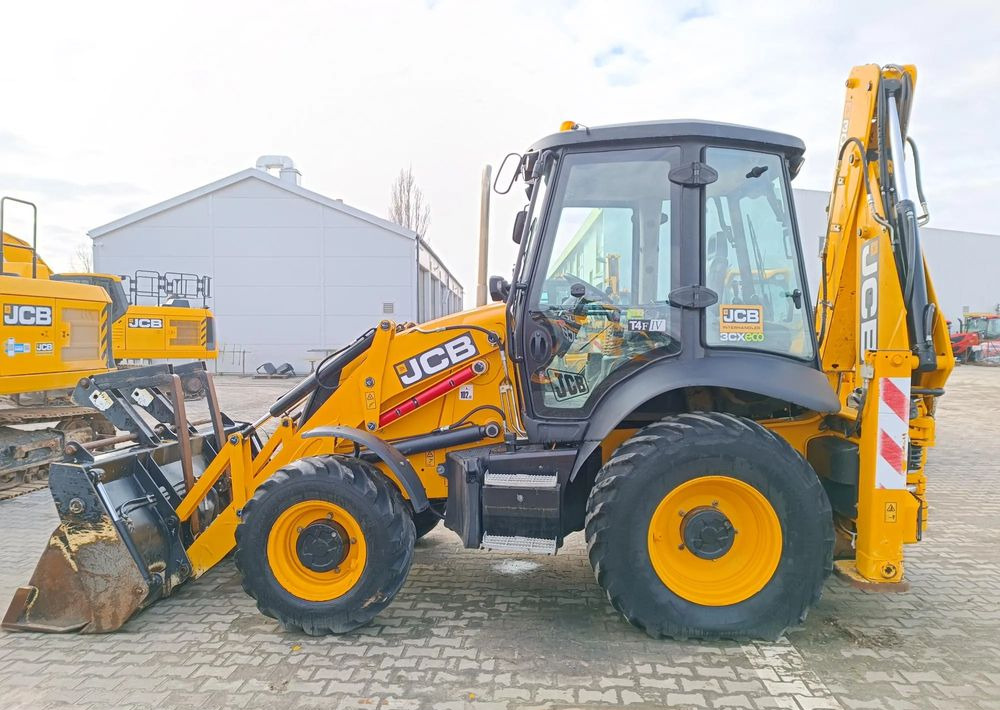 Retroescavadeira JCB 3CX: foto 9