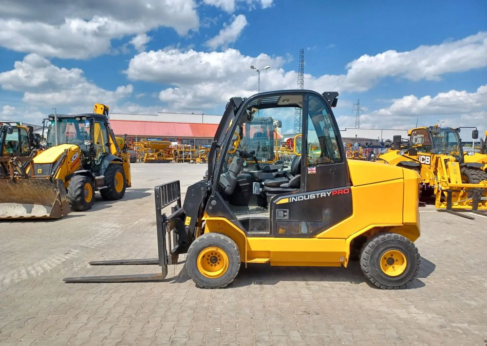 JCB TLT 35-26D - Empilhador telescópico, Empilhador: foto 3 JCB TLT 35-26D - Empilhador telescópico, Empilhador: foto 3