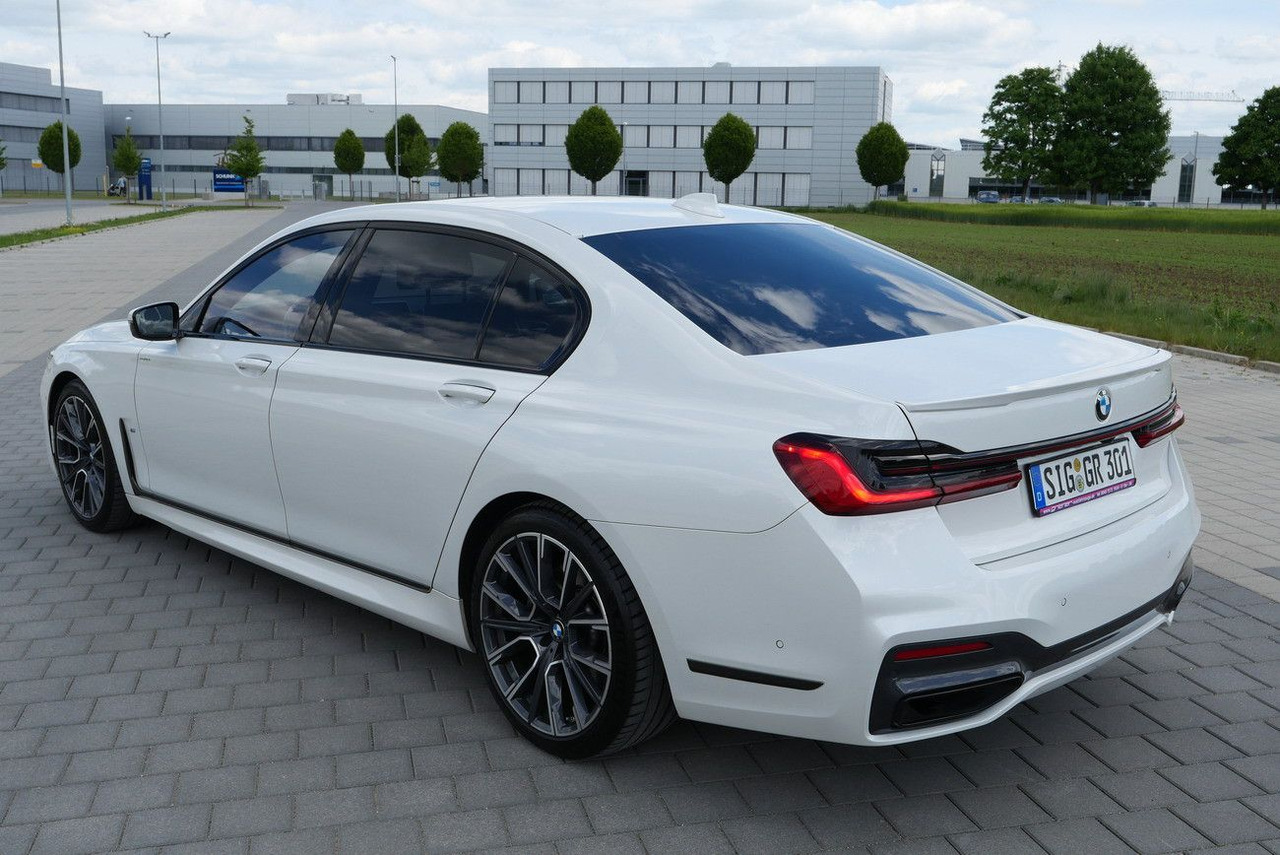 BMW 730Ld XDRIVE /VOLL/REAR ENTERT. /LANGSTRECKE 48V - Sedan: foto 5 BMW 730Ld XDRIVE /VOLL/REAR ENTERT. /LANGSTRECKE 48V - Sedan: foto 5