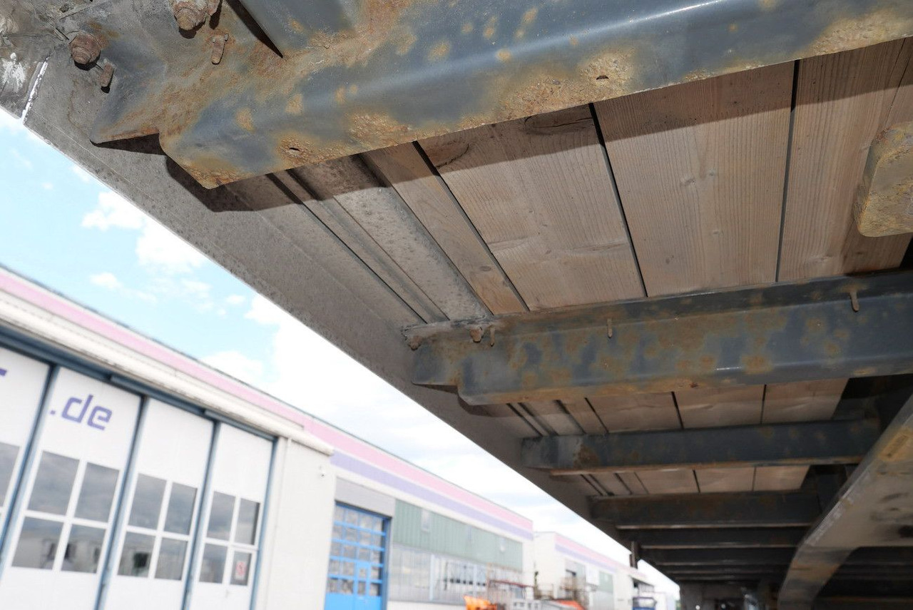 Semi-reboque furgão EKERI T3-A /SEITLICHE TÜREN /FALTWAND 2700 mm: foto 16 Semi-reboque furgão EKERI T3-A /SEITLICHE TÜREN /FALTWAND 2700 mm: foto 16