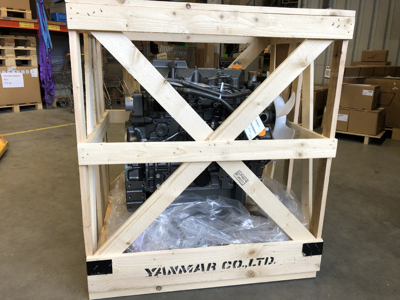 Yanmar 4TNV98 50,7kW/2500rpm - Motor para Máquina de construção: foto 2 Yanmar 4TNV98 50,7kW/2500rpm - Motor para Máquina de construção: foto 2